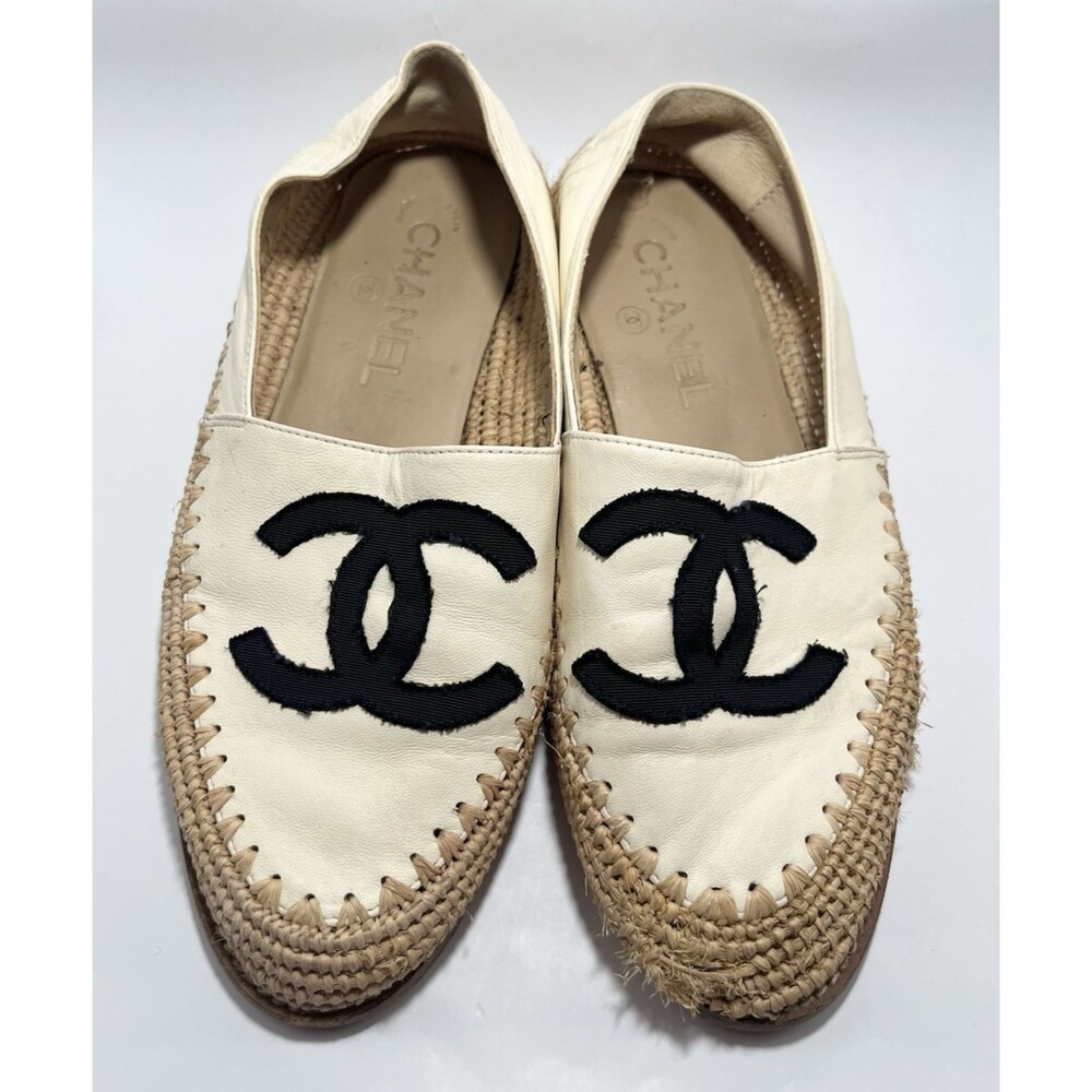 Chanel Espadrilles Cream Lambskin w/ Black CC Logo Flats Raffia 2018 Sz 36 6